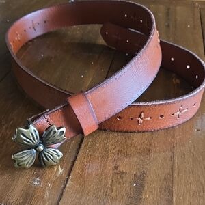 Gold Floral Buckle Brown Leather Belt